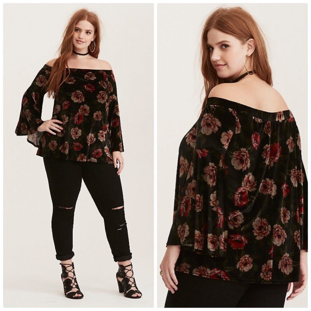 Torrid Women's Floral Velvet Off Shoulder Bell Sleeve Top Black Size 6 / 6X / 30